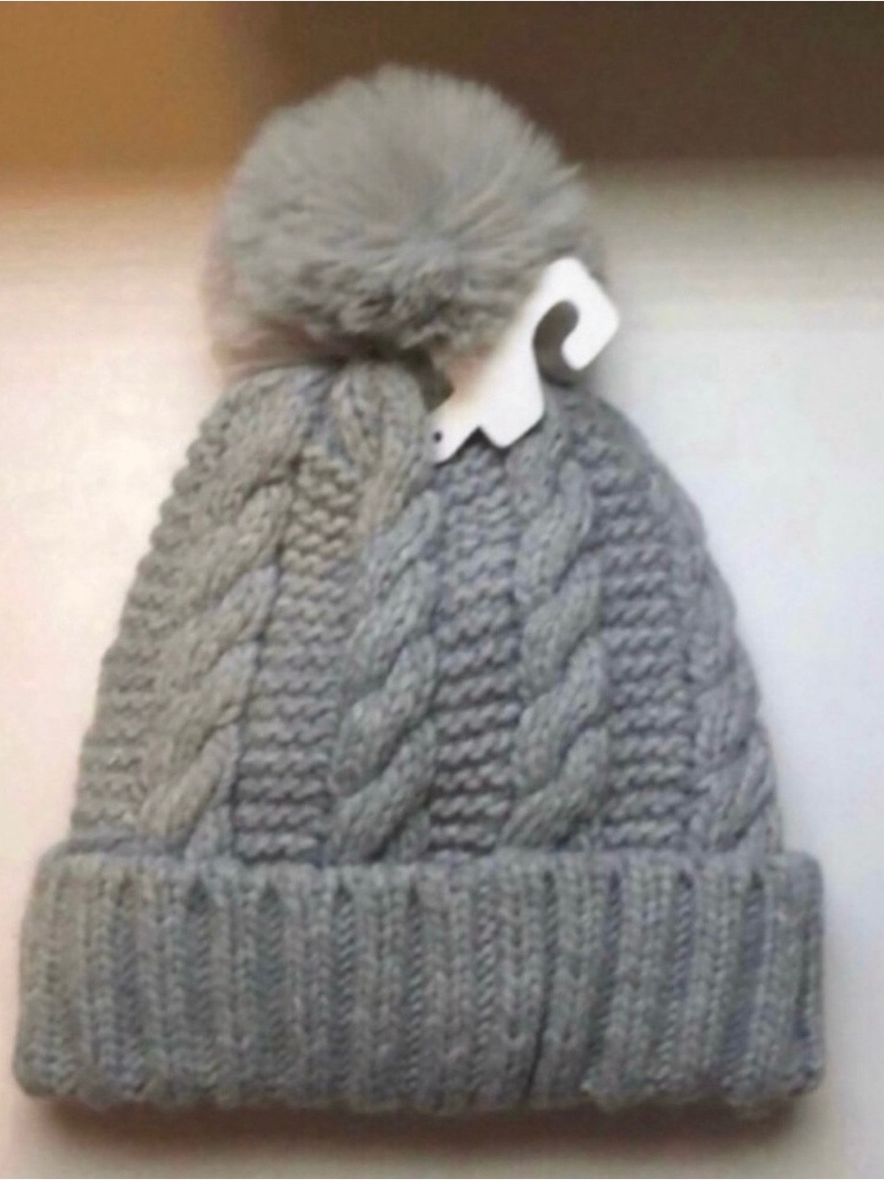 New Michael Kors Hat Winter Gray Womens Cable Knit Lined Beanie Hat Pom Preppy